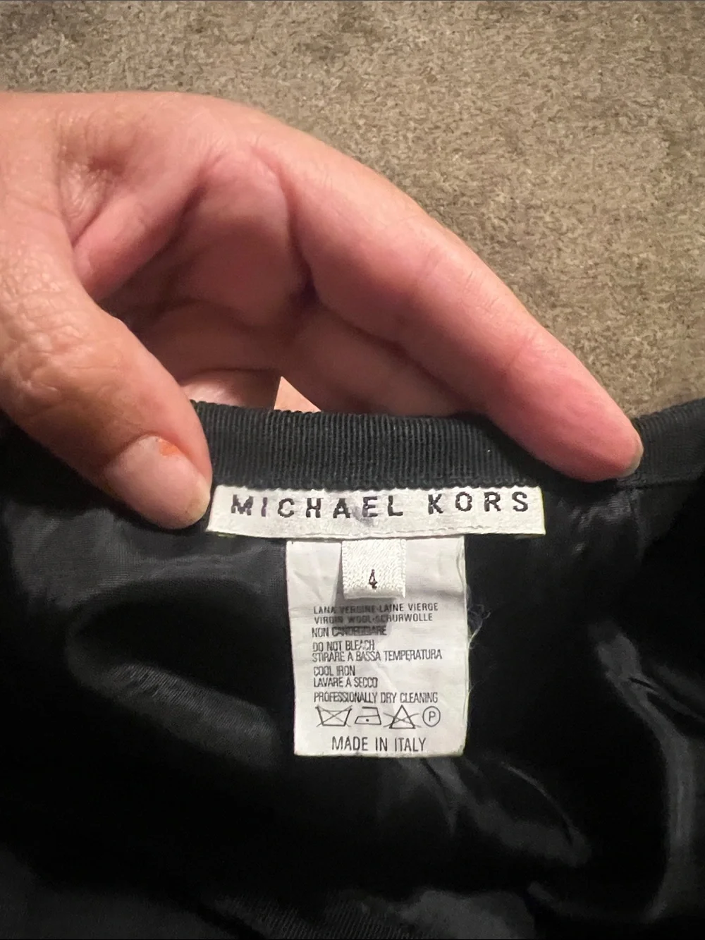Michael Kors black virgin wool gabardine skirt. Lined. Back zip